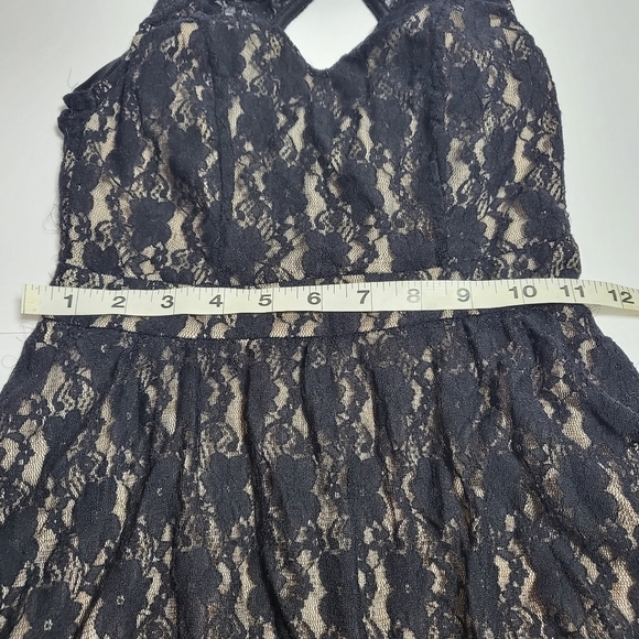 BUNDLE Materiel Girl Size Small Black and Cream Lace Dress - Picture 10 of 10